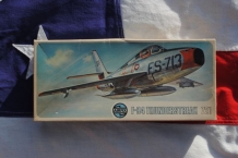 images/productimages/small/REPUBLIC F-84 THUNDERSTREAK Airfix 03022-9 doos.jpg